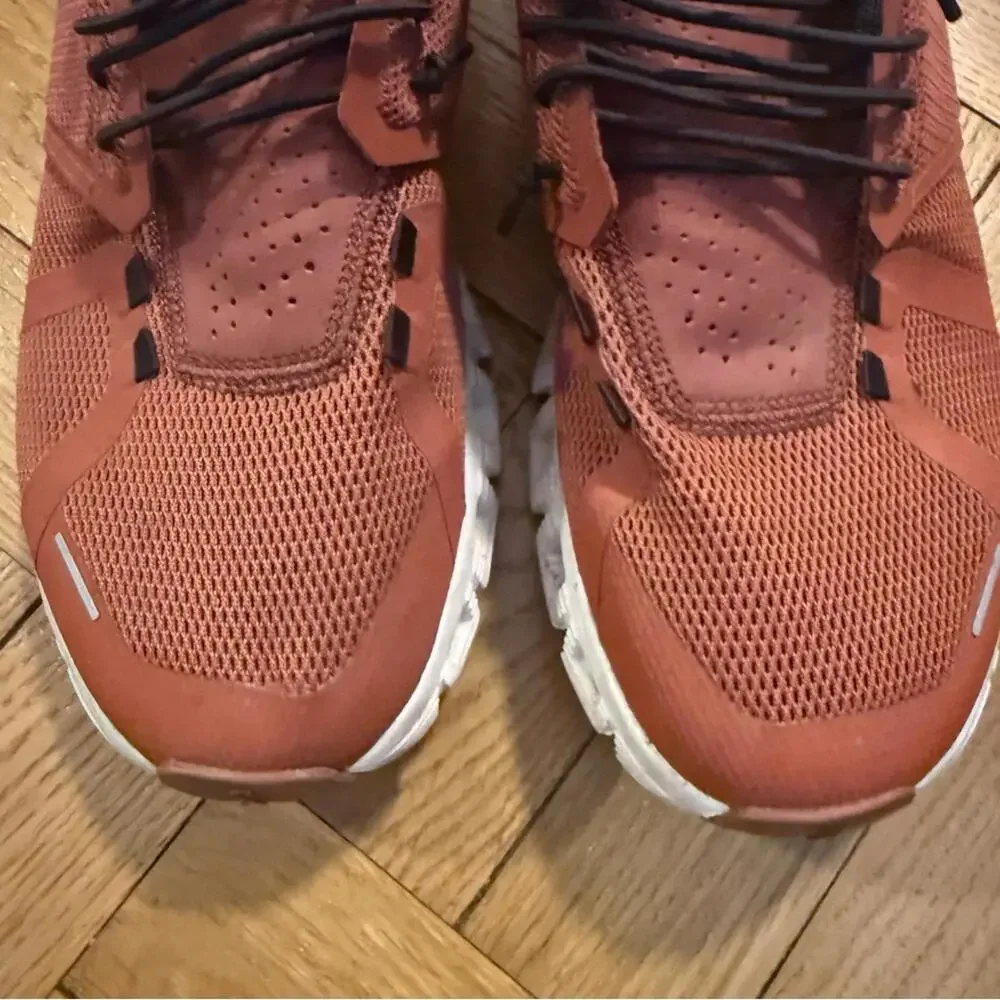 On Running Rust Red Sneakers